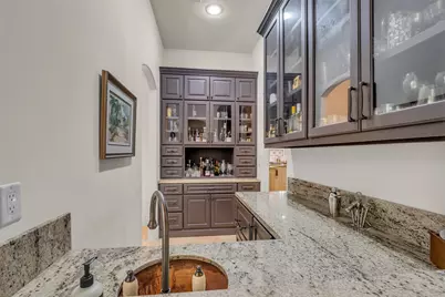 4608 Maple Street, Bellaire, TX 77401 - Photo 15