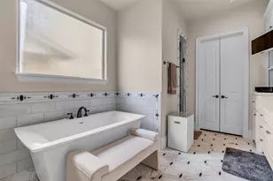 4608 Maple St, Bellaire, TX 77401 - Photo 29