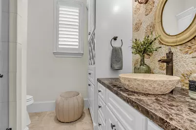 4608 Maple Street, Bellaire, TX 77401 - Photo 27