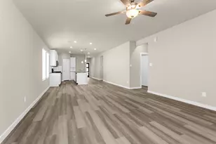 18095 Martin Pines Dr, Montgomery, TX 77316 - Photo 11