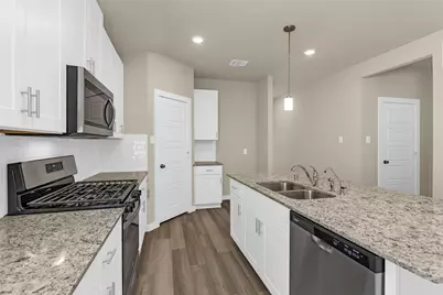 18095 Martin Pines Dr, Montgomery, TX 77316 - Photo 9