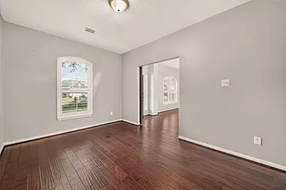 4926 Quiet Canyon Drive, Friendswood, TX 77546 - Photo 7