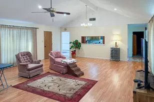 125 Mockingbird, Livingston, TX 77351 - Photo 7