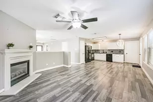 18431 Hollow Oaks Cir, Porter, TX 77365 - Photo 5