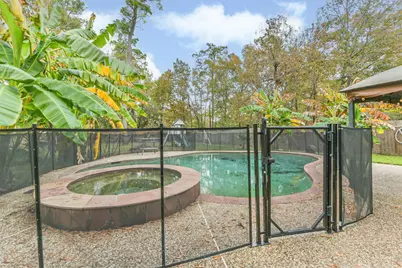 18431 Hollow Oaks Circle, Porter, TX 77365 - Photo 37