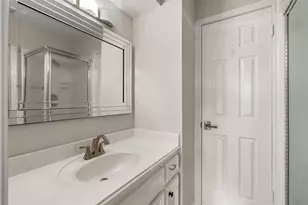 4719 Breezy Point Dr, Houston, TX 77345 - Photo 33