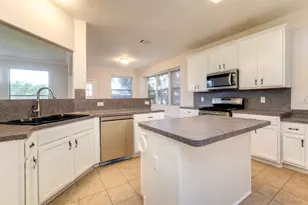 1907 Glen Eden Ct, Sugar Land, TX 77498 - Photo 19