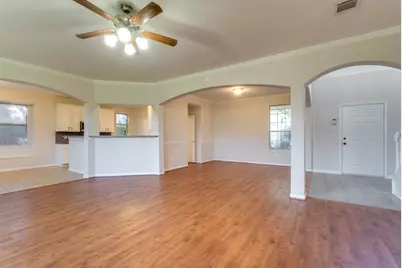 1907 Glen Eden Court, Sugar Land, TX 77498 - Photo 9