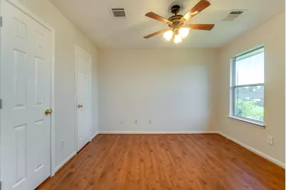 1907 Glen Eden Court, Sugar Land, TX 77498 - Photo 25
