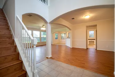1907 Glen Eden Court, Sugar Land, TX 77498 - Photo 7