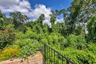 1800 Stoney Brook Dr, Houston, TX 77063 - Photo 3