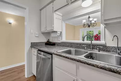 1800 Stoney Brook Drive #205, Houston, TX 77063 - Photo 11