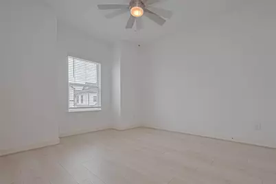 8929 Grovner Place, Houston, TX 77055 - Photo 33