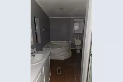 1610 Texas Street, Alvin, TX 77511 - Photo 7