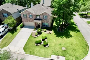 135 S Spinning Wheel Cir, The Woodlands, TX 77382 - Photo 23