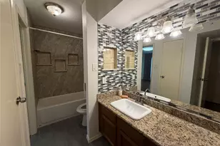 6602 Harbor Town Dr, Houston, TX 77036 - Photo 11