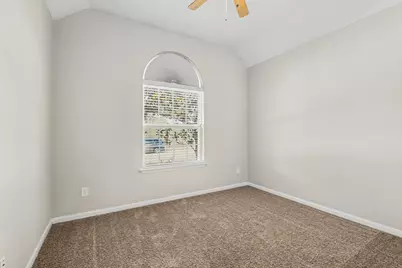 2713 Autumn Falls Drive, Pearland, TX 77584 - Photo 23