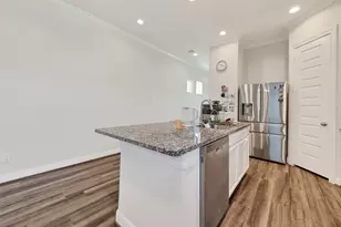 10016 Steeple Farms Dr, Houston, TX 77080 - Photo 13