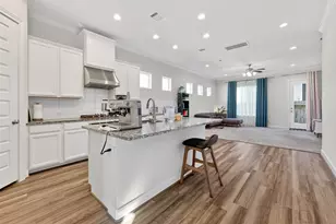 10016 Steeple Farms Dr, Houston, TX 77080 - Photo 9