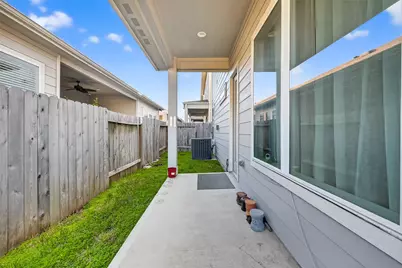 10016 Steeple Farms Drive, Houston, TX 77080 - Photo 39