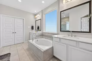 10016 Steeple Farms Dr, Houston, TX 77080 - Photo 37