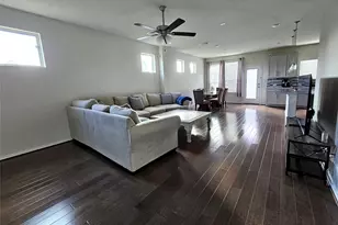 3234 Longleaf Meadows Dr, Houston, TX 77063 - Photo 7