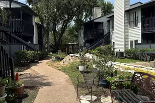 9009 Richmond Ave, Houston, TX 77063 - Photo 11