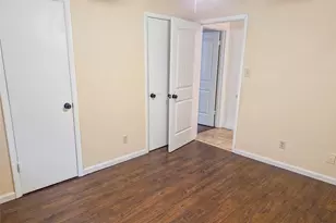 518 Walnut St, Lake Jackson, TX 77566 - Photo 11