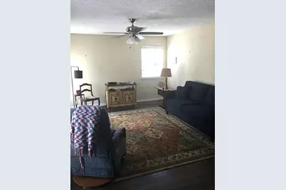 2402 Sycamore Avenue #B3, Huntsville, TX 77320 - Photo 5