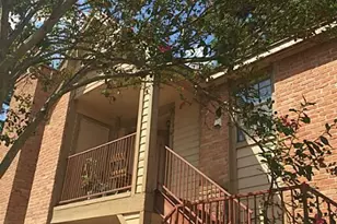 2402 Sycamore Ave, Huntsville, TX 77320 - Photo 1