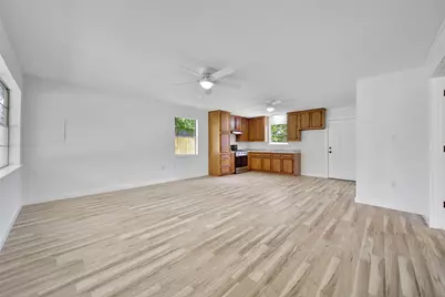 14685 Lynnwood Drive, Splendora, TX 77372 - Photo 5