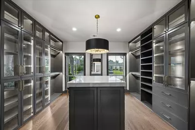 620 Stoneleigh Drive, Houston, TX 77079 - Photo 19