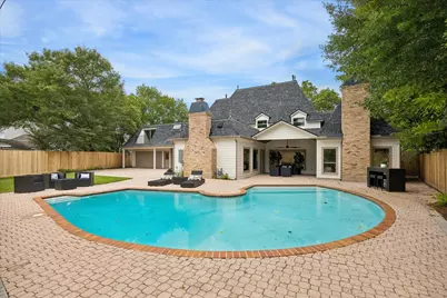 620 Stoneleigh Drive, Houston, TX 77079 - Photo 35