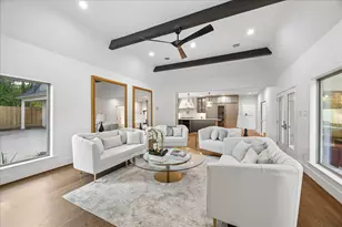 620 Stoneleigh Dr, Houston, TX 77079 - Photo 9