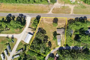340 Oak Ridge Dr, Onalaska, TX 77360 - Photo 1