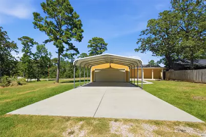 340 Oak Ridge Drive, Onalaska, TX 77360 - Photo 9