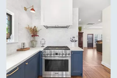629 E 19th Street, Houston, TX 77008 - Photo 17