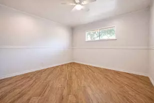 304 Frankie St, Wharton, TX 77488 - Photo 21