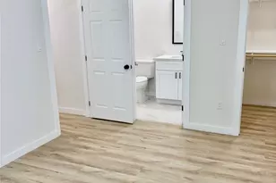 9711 Pelsey A-B St, Houston, TX 77029 - Photo 13