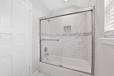 219 Big Hollow Lane, Houston, TX 77042 - Photo 37