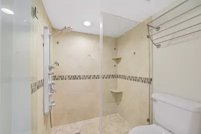 219 Big Hollow Lane, Houston, TX 77042 - Photo 27