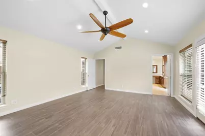 219 Big Hollow Lane, Houston, TX 77042 - Photo 23