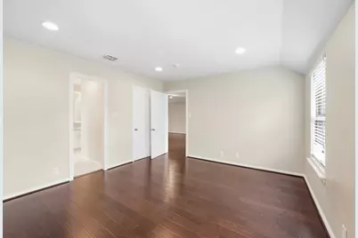 219 Big Hollow Lane, Houston, TX 77042 - Photo 35