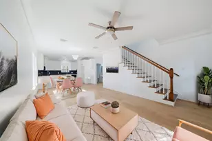 710 W 10th St, Houston, TX 77008 - Photo 3