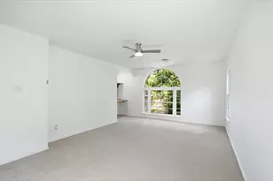 710 W 10th St, Houston, TX 77008 - Photo 15