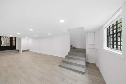 710 W 10th Street, Houston, TX 77008 - Photo 23