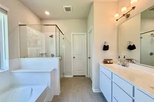307 Twin Lakes Blvd W, West Columbia, TX 77486 - Photo 15