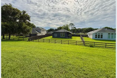 307 Twin Lakes Blvd West, West Columbia, TX 77486 - Photo 43