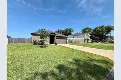 307 Twin Lakes Blvd West, West Columbia, TX 77486 - Photo 35