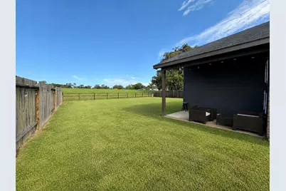 307 Twin Lakes Blvd West, West Columbia, TX 77486 - Photo 31